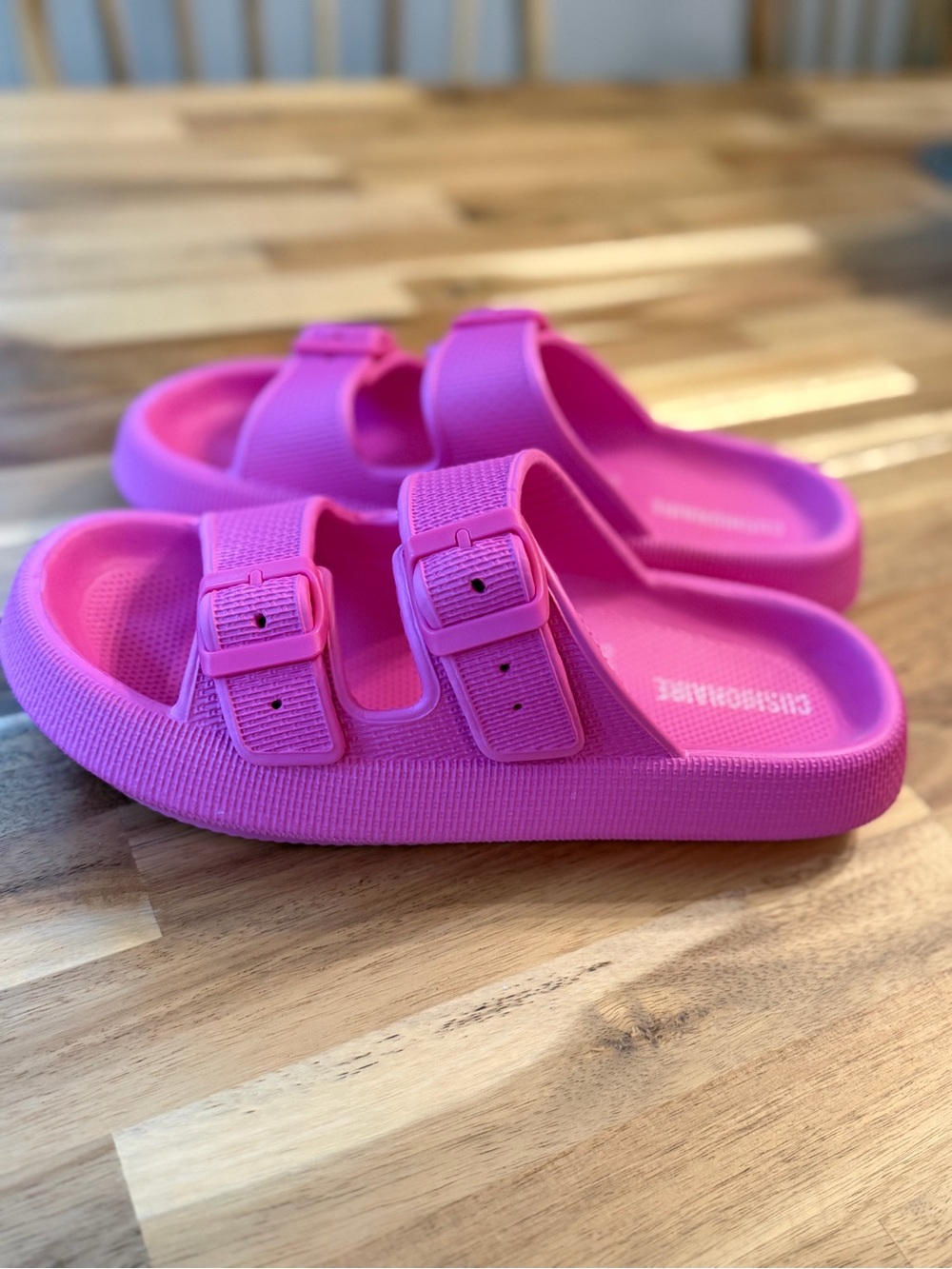 Cushionaire Fame Pillow Marshmallow Double Buckle Waterproof EVA Cloud Slides 8 - Picture 4 of 9